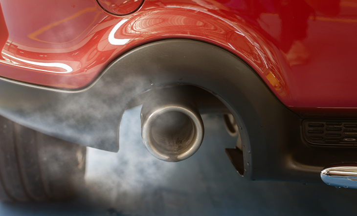  ¿Qué contribuye más a la contaminación de un vehículo?